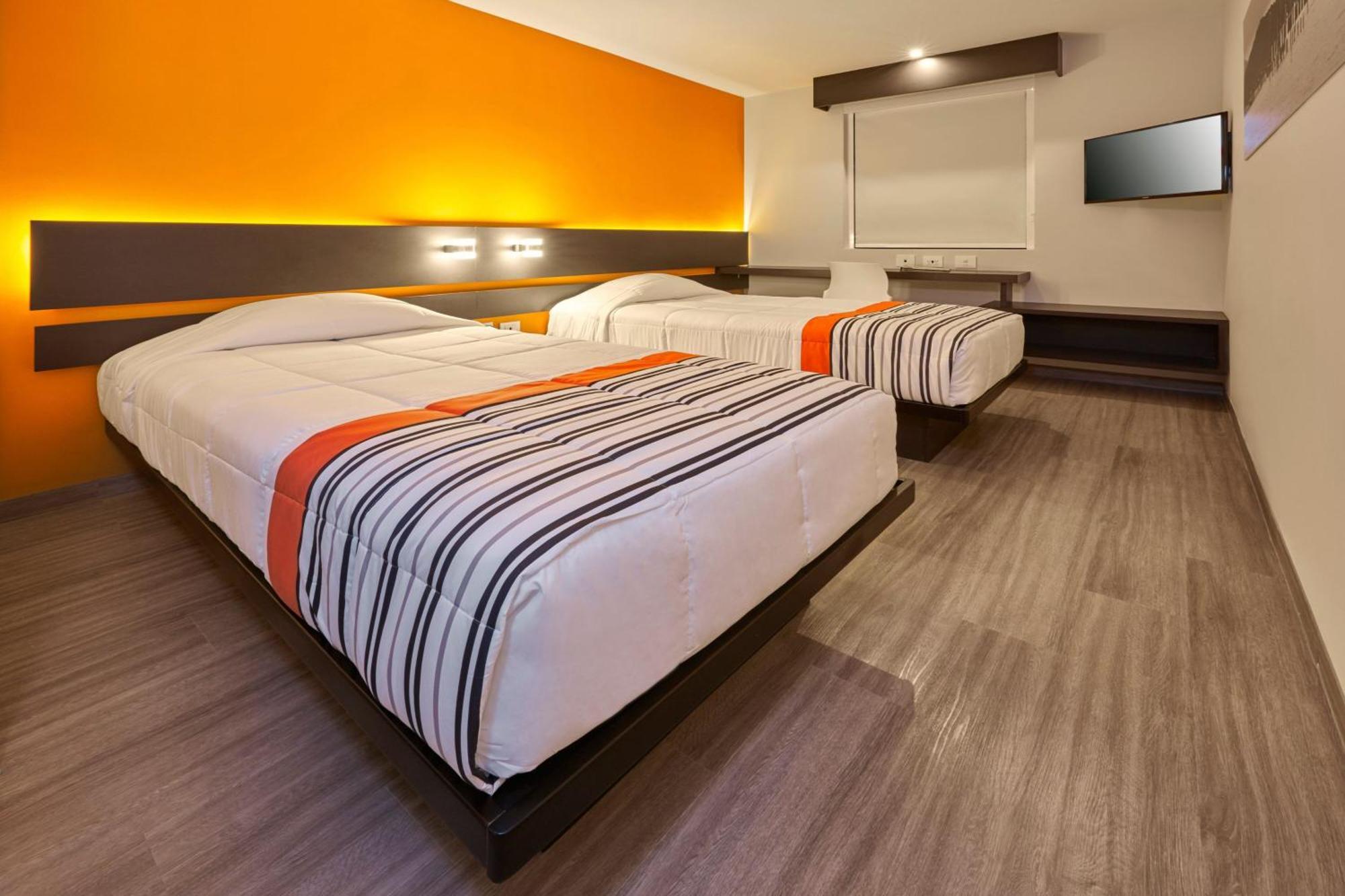 City Express Junior By Marriott Leon Centro De Convenciones Esterno foto